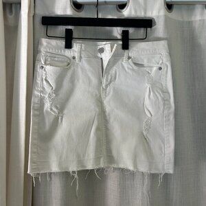 LOFT White Denim Mini Skirt – Size 29/8
